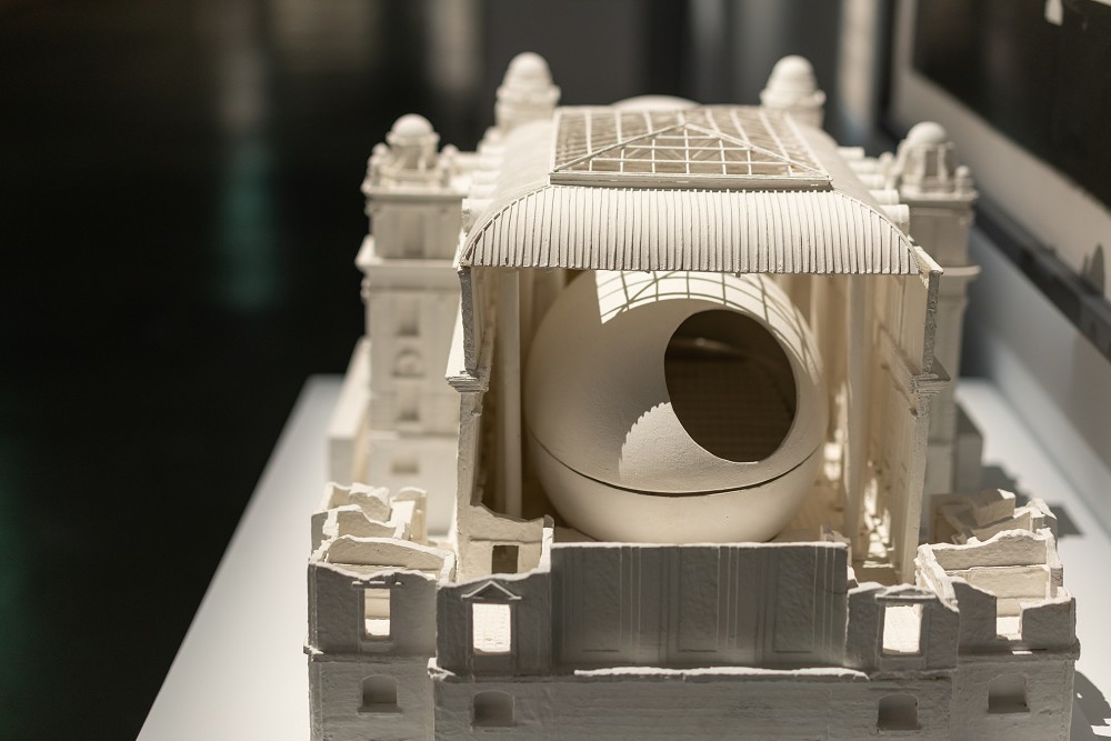 《挑戰—安藤忠雄展》台北松菸登場！光之教堂1:1復刻、300件經典建築模型