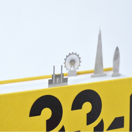 知名地標書籤 城市天際線躍然書本上