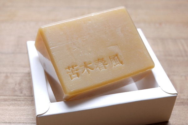 跟著自己一輩子的老皮，洗對了比洗香香重要《ARM&S》手工皂開箱