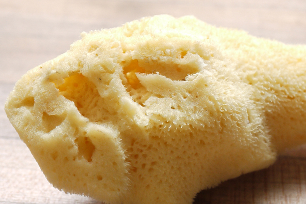 跟著自己一輩子的老皮，洗對了比洗香香重要《ARM&S》手工皂開箱