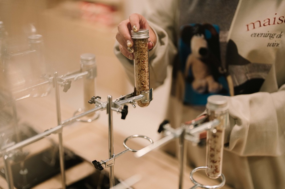 台中第六市場「金仔米店」改裝!藏身市場內顛覆傳統的食驗型米店