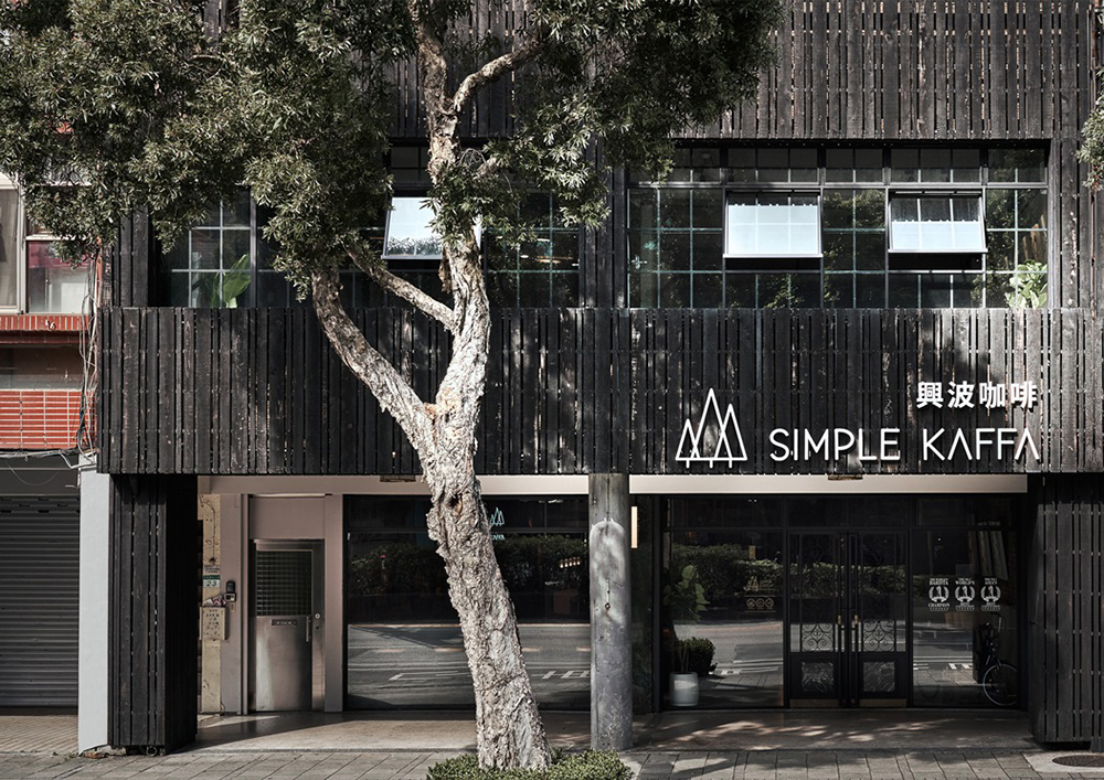 令人流連忘返的空間大改造!精選貫穿建築的四層樓天井、全球最佳咖啡廳等 3 大翻新建築