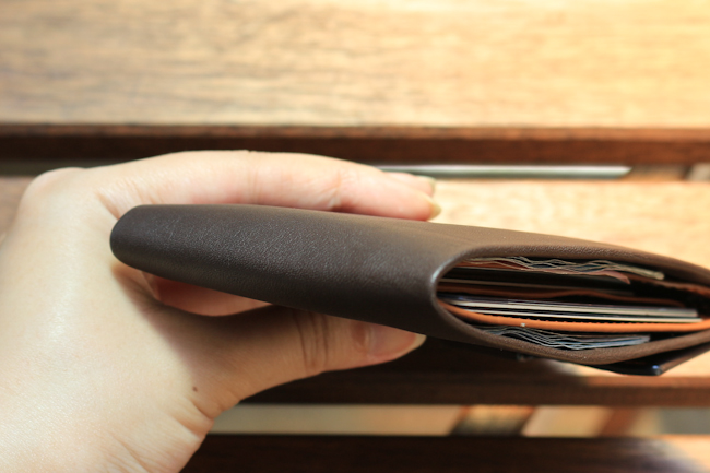 【加碼玩物】Bellroy 旅行護照皮夾,不只裝護照、更裝你的型男風範