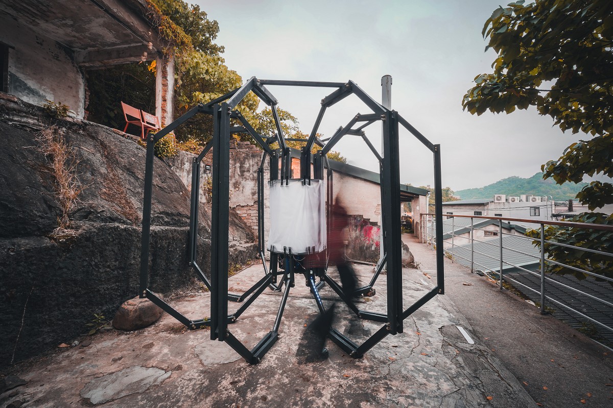 2021寶藏巖光節「棲息在光中」13組作品亮點!光電獸、河光創作點亮山城聚落