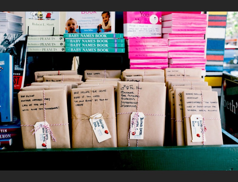 忘了封面設計的好或壞，和書本來場盲目約會吧！