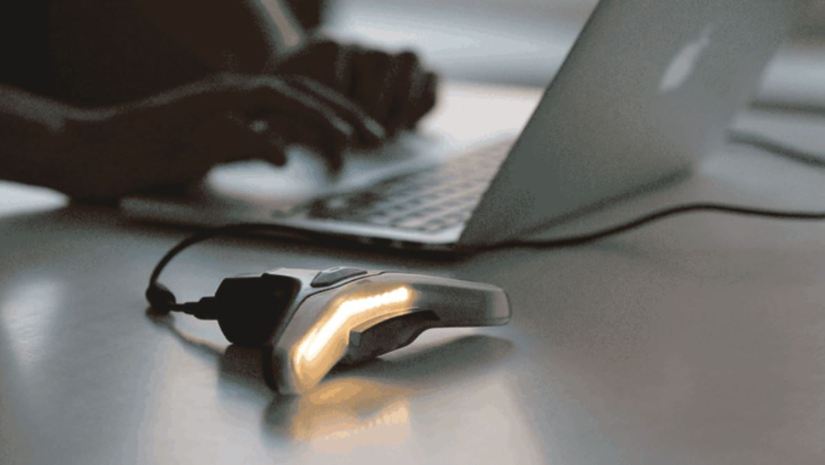 夥計是你！左右橫移方向燈讓單車也有霹靂車的FU 