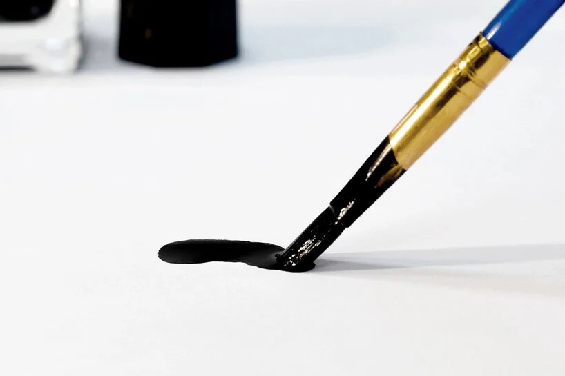 全世界最黑的墨水BLINK！英國藝術家Stuart Semple推防暈染、防水的啞光黑墨水