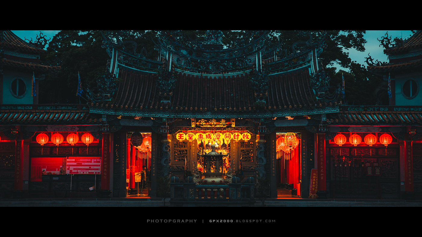台灣廟宇之美!台灣攝影師黃柏雯捕捉如夜晚宮廟魔幻時刻