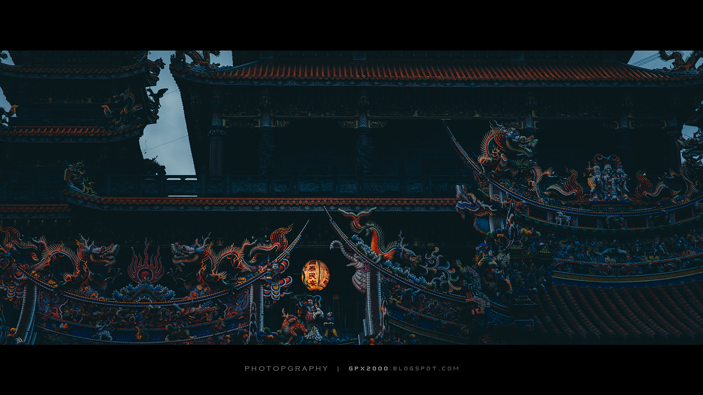 台灣廟宇之美!台灣攝影師黃柏雯捕捉如夜晚宮廟魔幻時刻