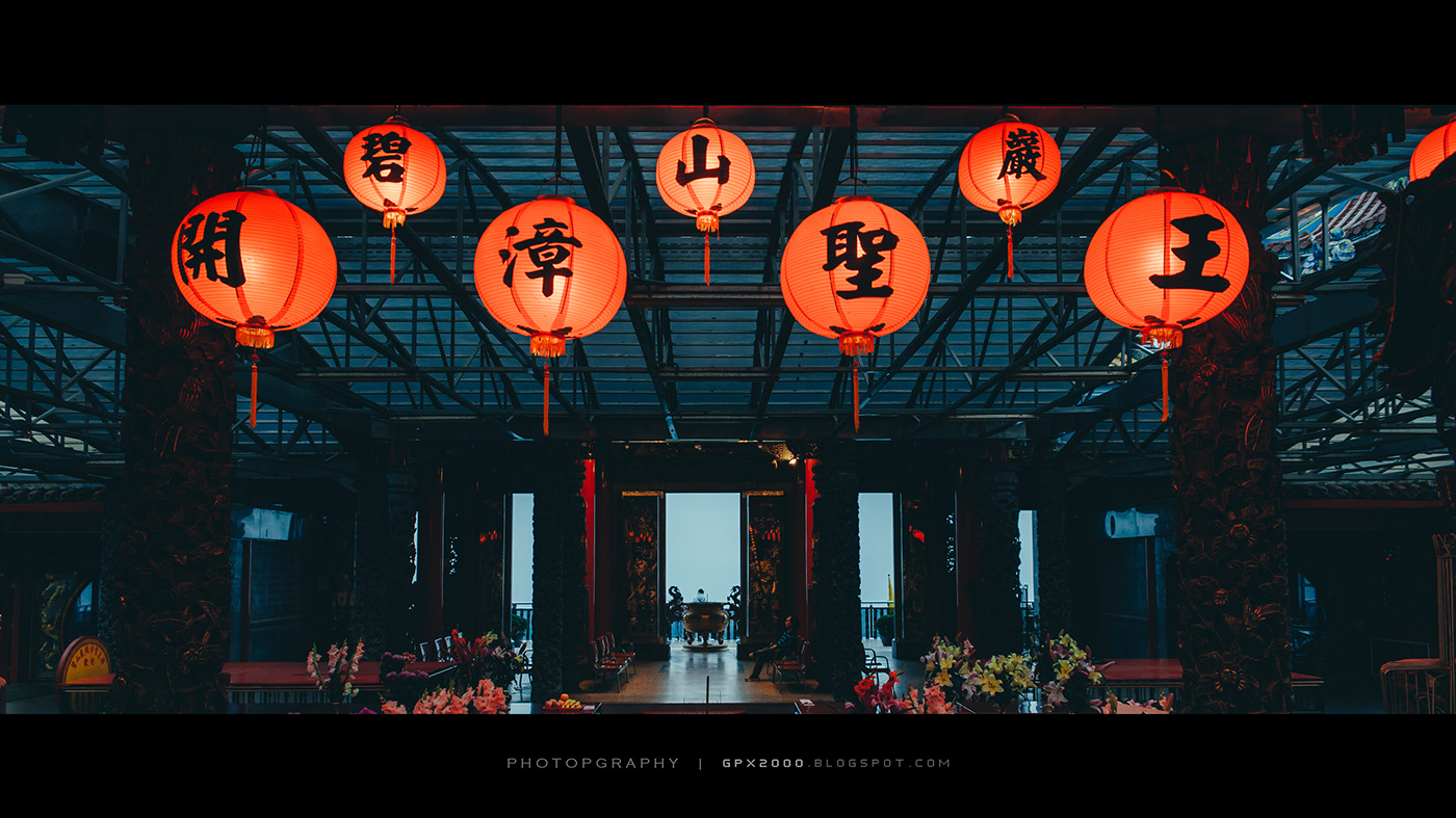 台灣廟宇之美!台灣攝影師黃柏雯捕捉如夜晚宮廟魔幻時刻