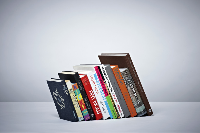 『你看不見我~你看不見我』之搞怪隱形書擋