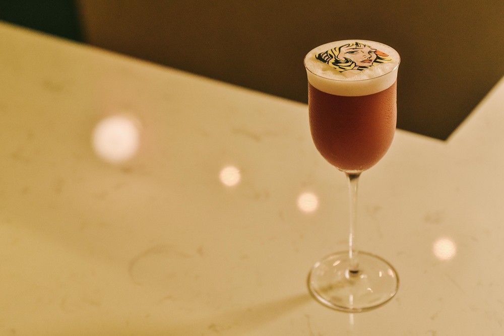 台南風格餐酒館「榕 洋行」！老屋化身魏斯咖啡廳、俱樂部酒吧、文藝閣樓