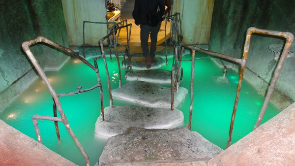 百分百模擬香港九龍寨城的日本電玩遊樂場