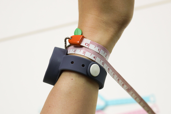 再好動的寶貝都能顧ㄉㄧㄠˊㄉㄧㄠˊ(台)，BeLuvv 聰明防走失配件