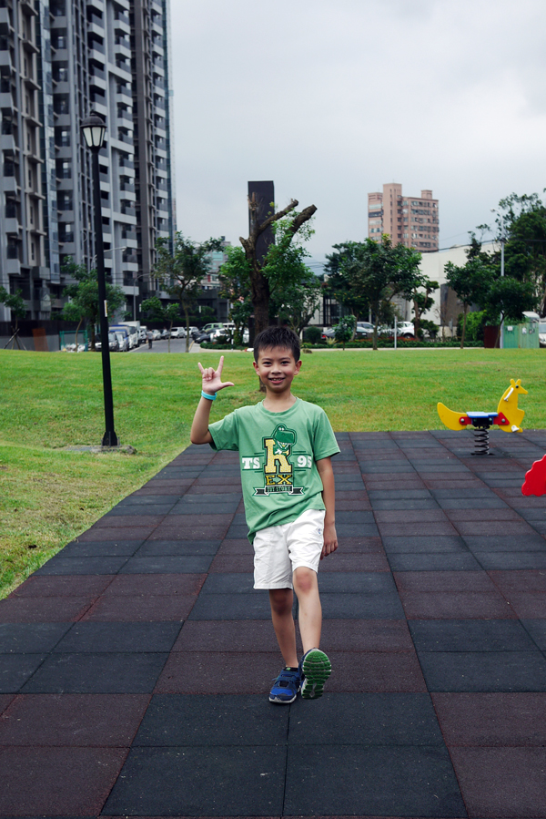 再好動的寶貝都能顧ㄉㄧㄠˊㄉㄧㄠˊ(台),BeLuvv 聰明防走失配件