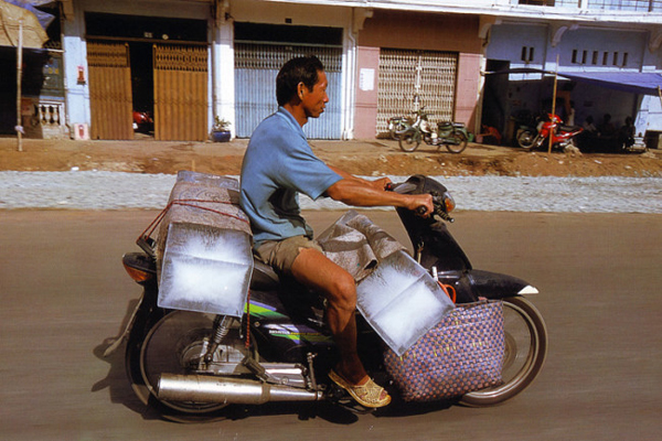 有夠超載！越南機車族的日常攝影集
