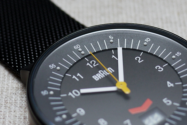 【生活玩物】不只刮得一臉好鬍子，德國百靈男款石英錶