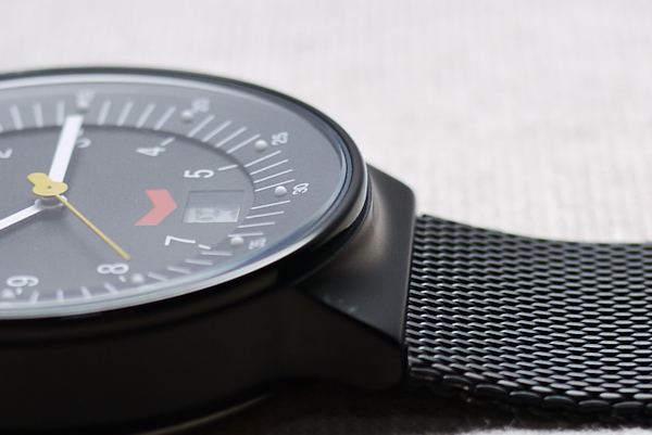 【生活玩物】不只刮得一臉好鬍子，德國百靈男款石英錶