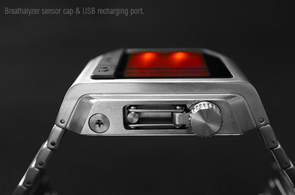 是金欸!感應空氣中酒精濃度的酒測手錶