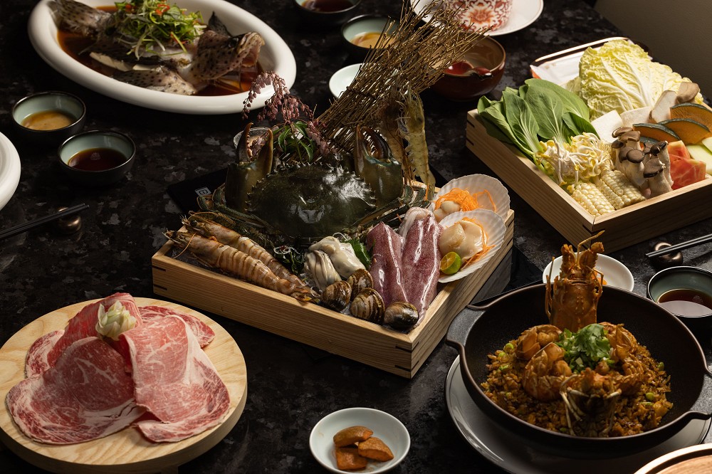 大直NOKE「明粵」粵式火鍋 !隈研吾以岩岸海蝕洞意象打造餐飲空間