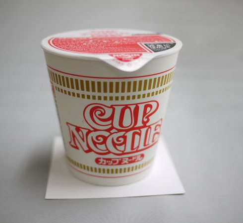 清新舒適的暖暖燭光，食物也能KUSO變身！