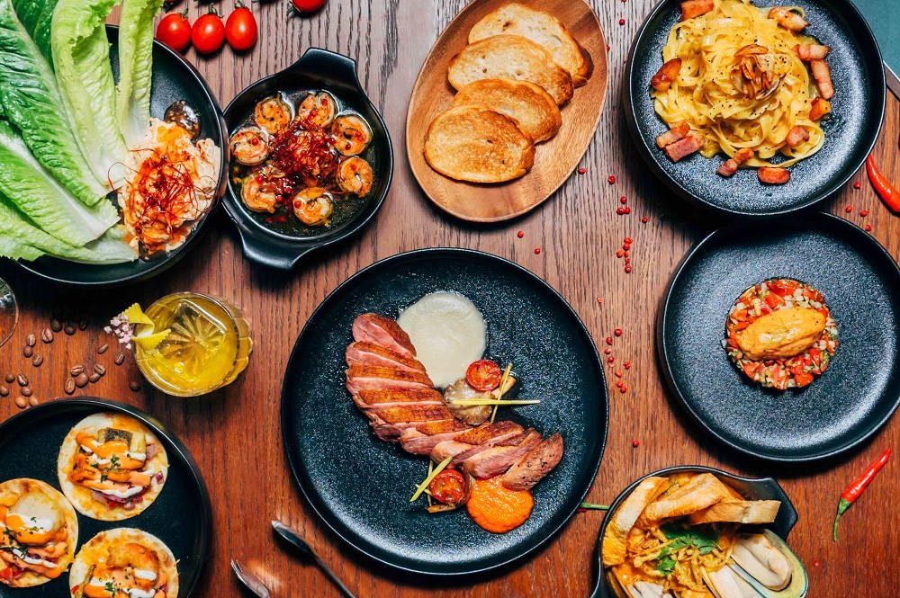 台北東區餐酒館「FINELINE」！以愛德華霍普《夜遊者》為靈感的風格餐酒空間