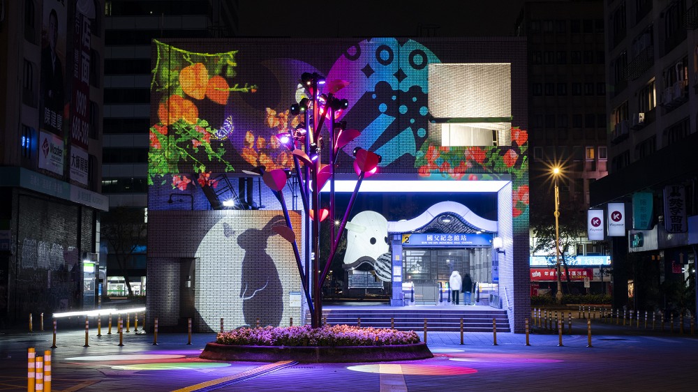 2023台灣燈會「光展區」亮點！兔子洞、光兔、彩虹教堂等16組作品點亮台北東區
