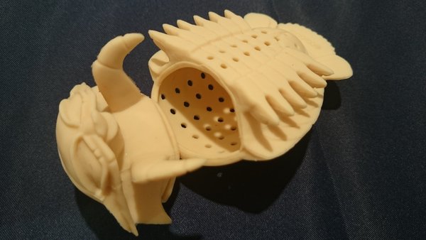 愈怪愈惹人愛！一上市就賣光光的大王具足蟲造型泡茶器