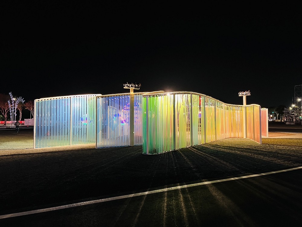 2024台灣燈會在台南「城里有光展區」!雪白鹽田竹籤地景、無限立方鏡面等15組創作