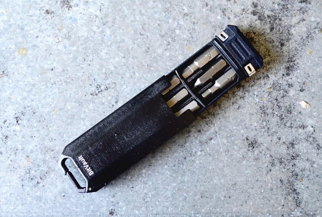 小物用時不怕找不著，「CLiP System」隨身工具組幫你收好好