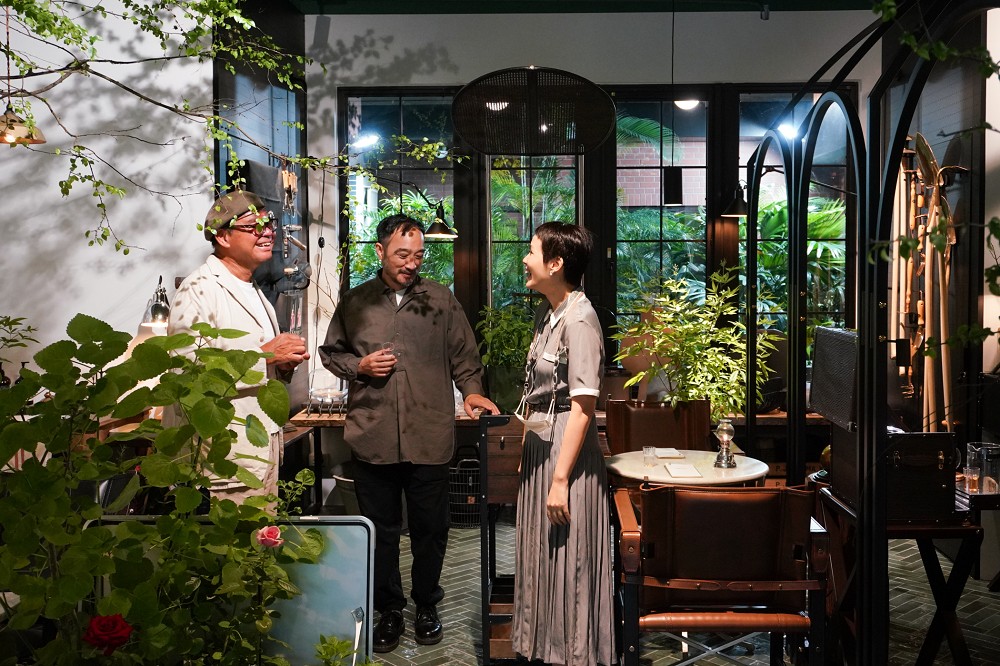 台北「CNSalon」火山口下的花茶店！結合花草茶、生活庭園選物的文藝沙龍