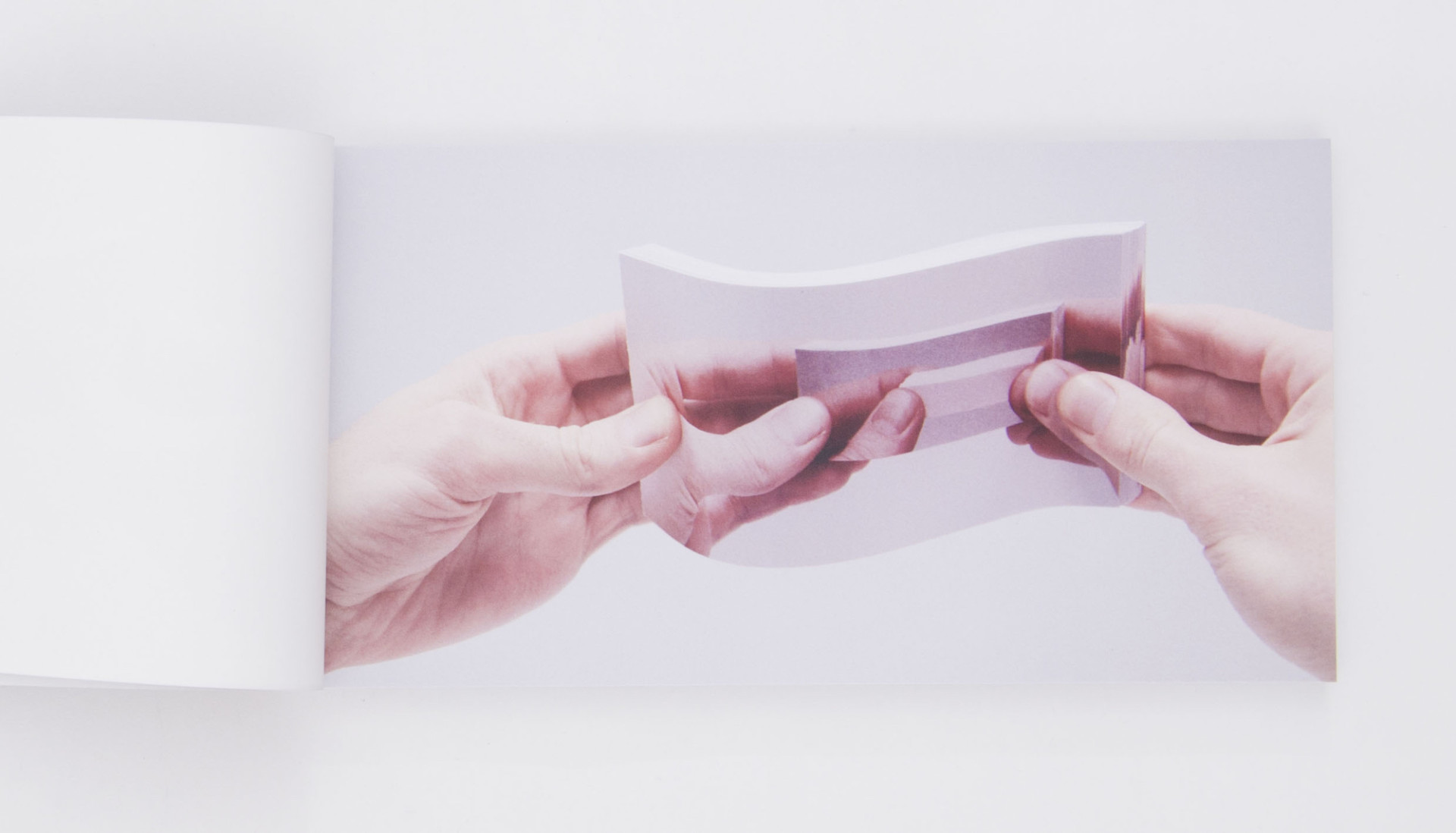 愛馬仕推蘆筍柏金包？美國設計師Ben Denzer腦洞大開的蔬菜包、冰淇淋書創作