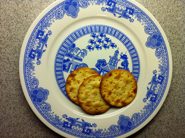 乍看無異的青花瓷，仔細看暗藏玄機