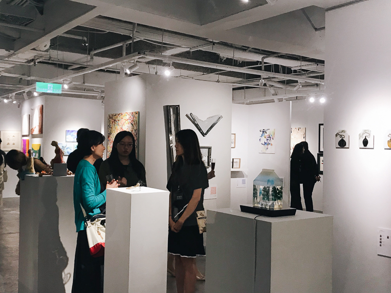 齊聚奈良美智、Ron English、昏鴉樂團主唱等 12 國 89 位藝術家,「秋季當代藝術沙龍展」視覺饗宴不可錯過