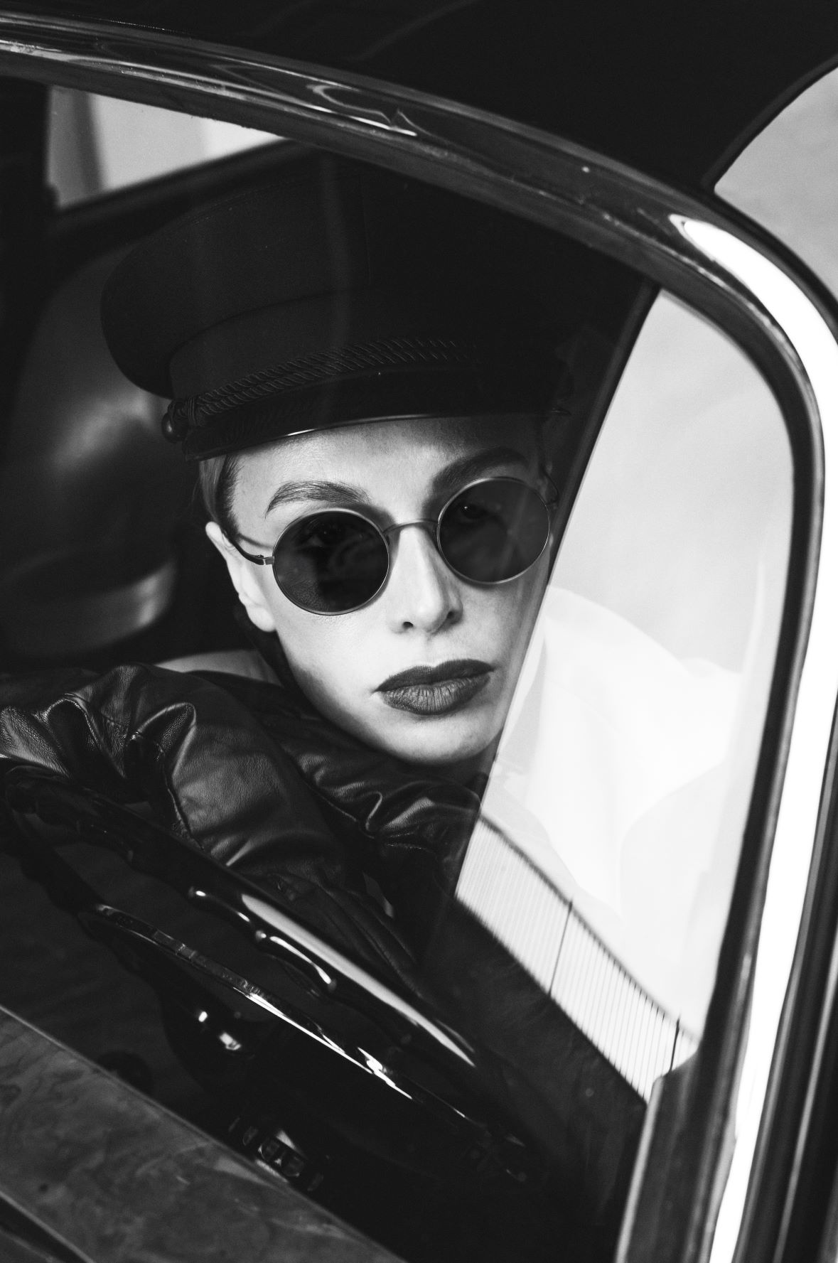 台北徠卡之家《致高之途》攝影展！義大利攝影師Daria Troitskai鏡頭下的女性與世界之美