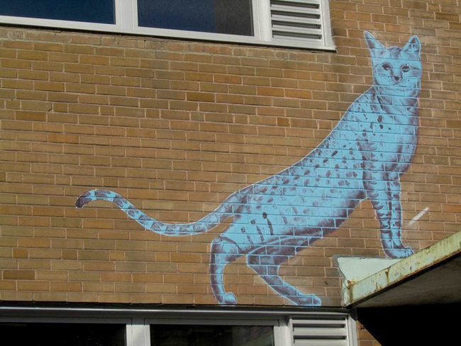 整座城市都是立體畫布!Roadsworth 為灰白的街景增添繽紛玩心