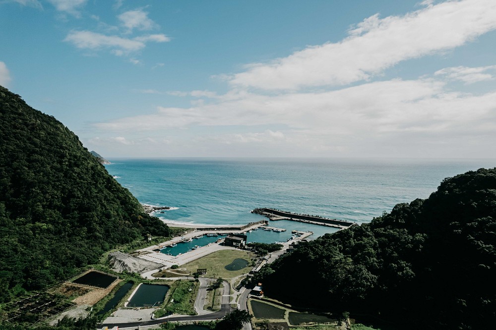 「茶籽堂朝陽社區店」亮相宜蘭蘇澳！以土地概念而生店鋪、共享空間「浪速計畫」齊登場
