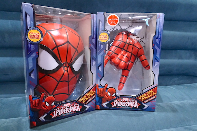 【生活玩物】復仇者們準備破牆而出!超逼真『3DLightFX-超級英雄3D壁燈』