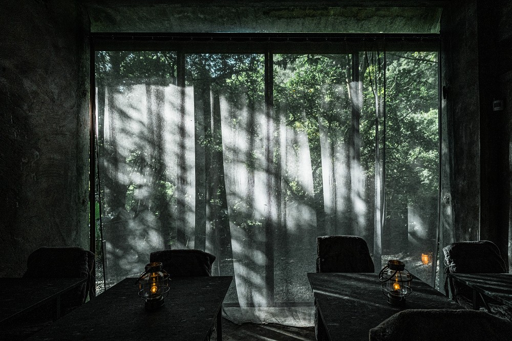 新北三峽「無礦－野茶・僻靜之所」！古礦場化身建築、視覺、飲食設計融合的五感體驗空間