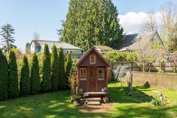 兩坪拖車住十年，Dee Williams 的極簡生活術