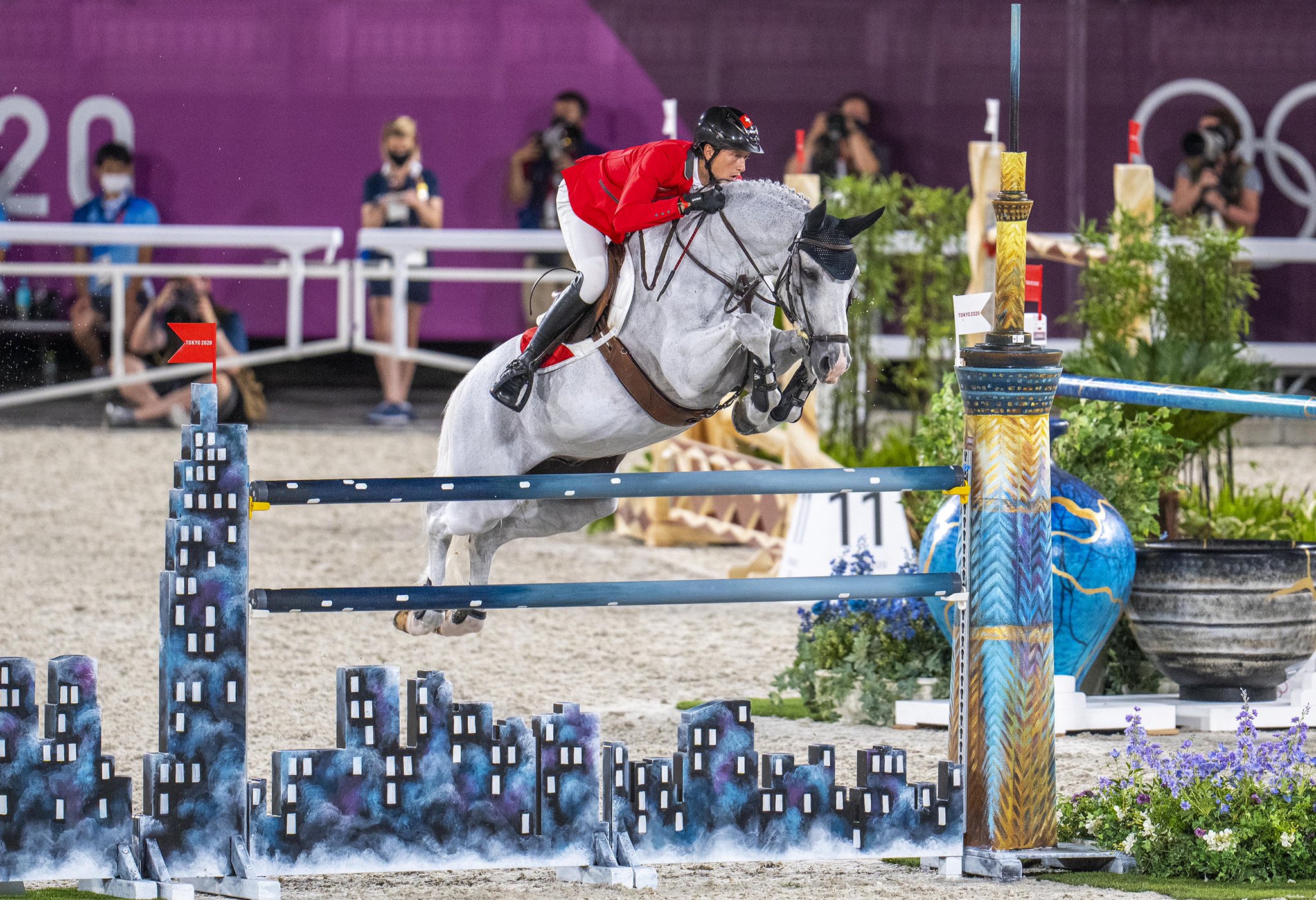 東京奧運馬術賽場造景設計!藝妓、相撲、富士山等日本元素妝點馬術障礙賽事