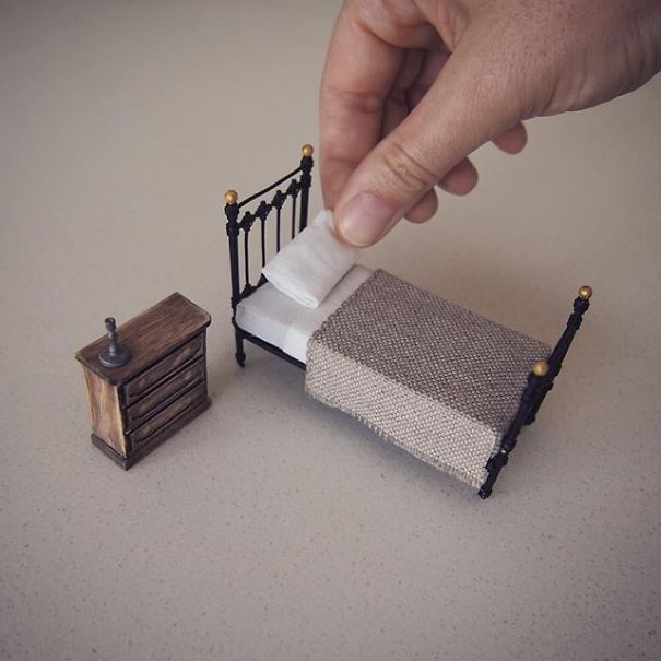 辭去律師工作的她，在微型家具模型中找到自我