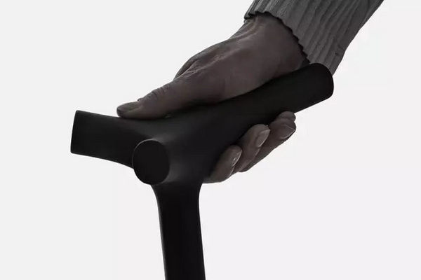 全球首款 3D 列印拐杖,醫療產品也可以高顏值!