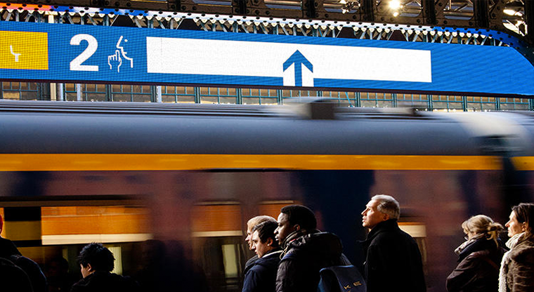 搭車小幫手：先告訴你哪個車廂有位置！