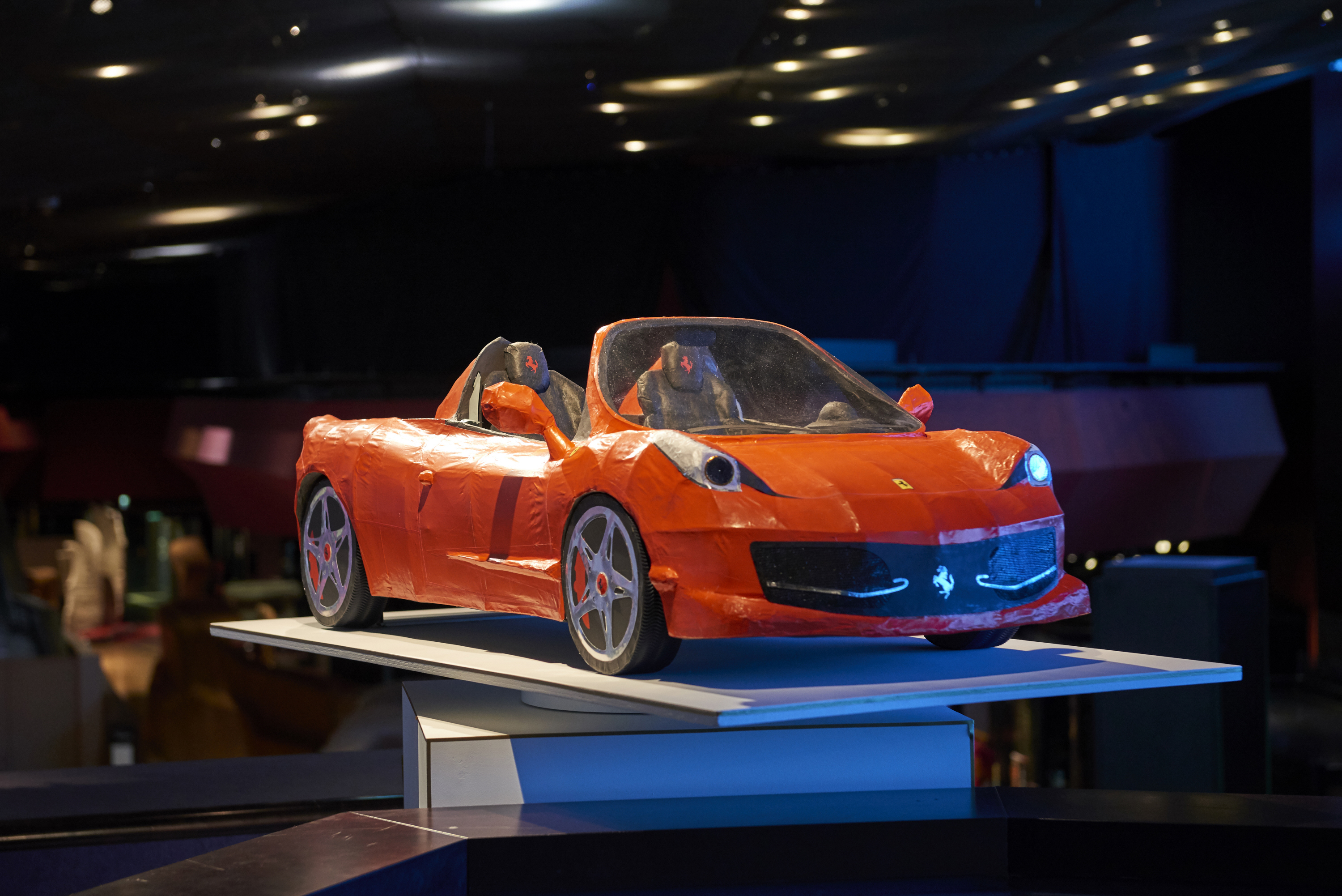 台灣傳統紙紮工藝現身花都！展覽《極樂天堂》巴黎點閱率最高的藝文指南推薦為今夏必看