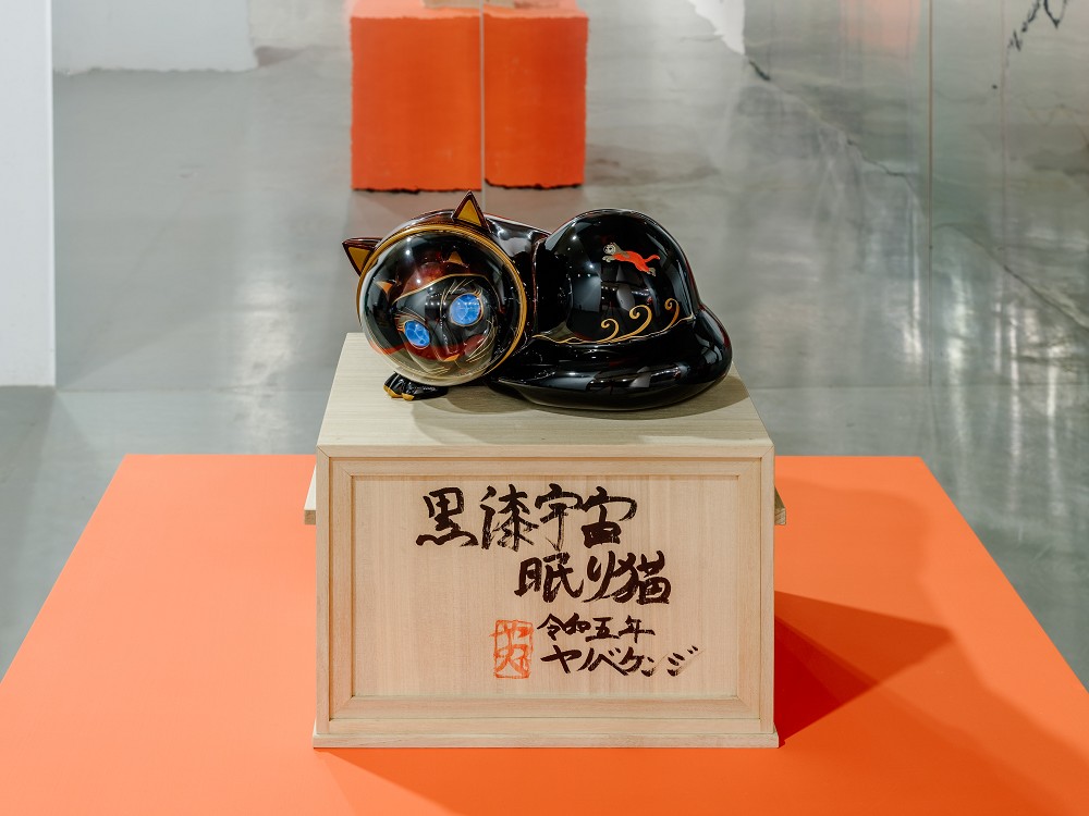 屏東看海美術館 「船仔貓」展覽！日本藝術家矢延憲司打造金屬貓雕塑、創作手稿