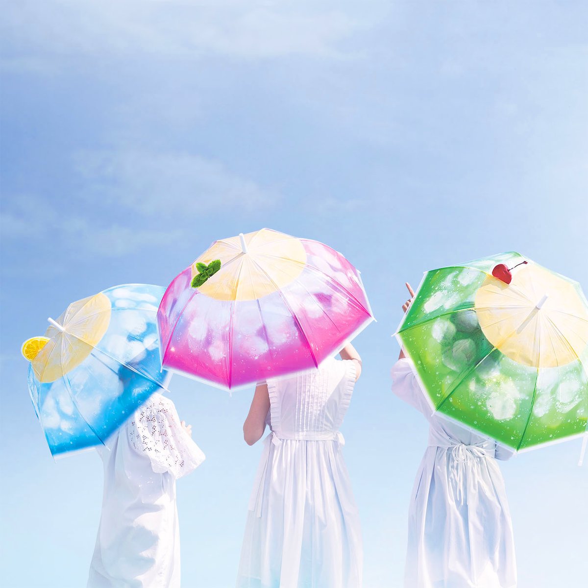 日本YOU + MORE!推奶油蘇打汽水透明傘！3款汽水色調成清透夢幻雨傘
