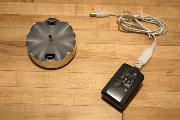 【生活玩物】輕吻妳的美麗,QisDESIGN Flamenca 花舞夜燈