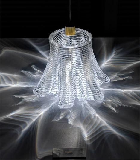 改造 3D 列印機，千度高溫下玻璃就這樣印出來了！