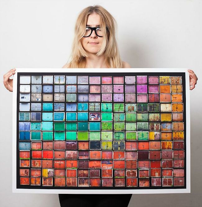 車庫小鎮的美麗與哀愁,繽紛車庫攝影集「Beauty Remains」